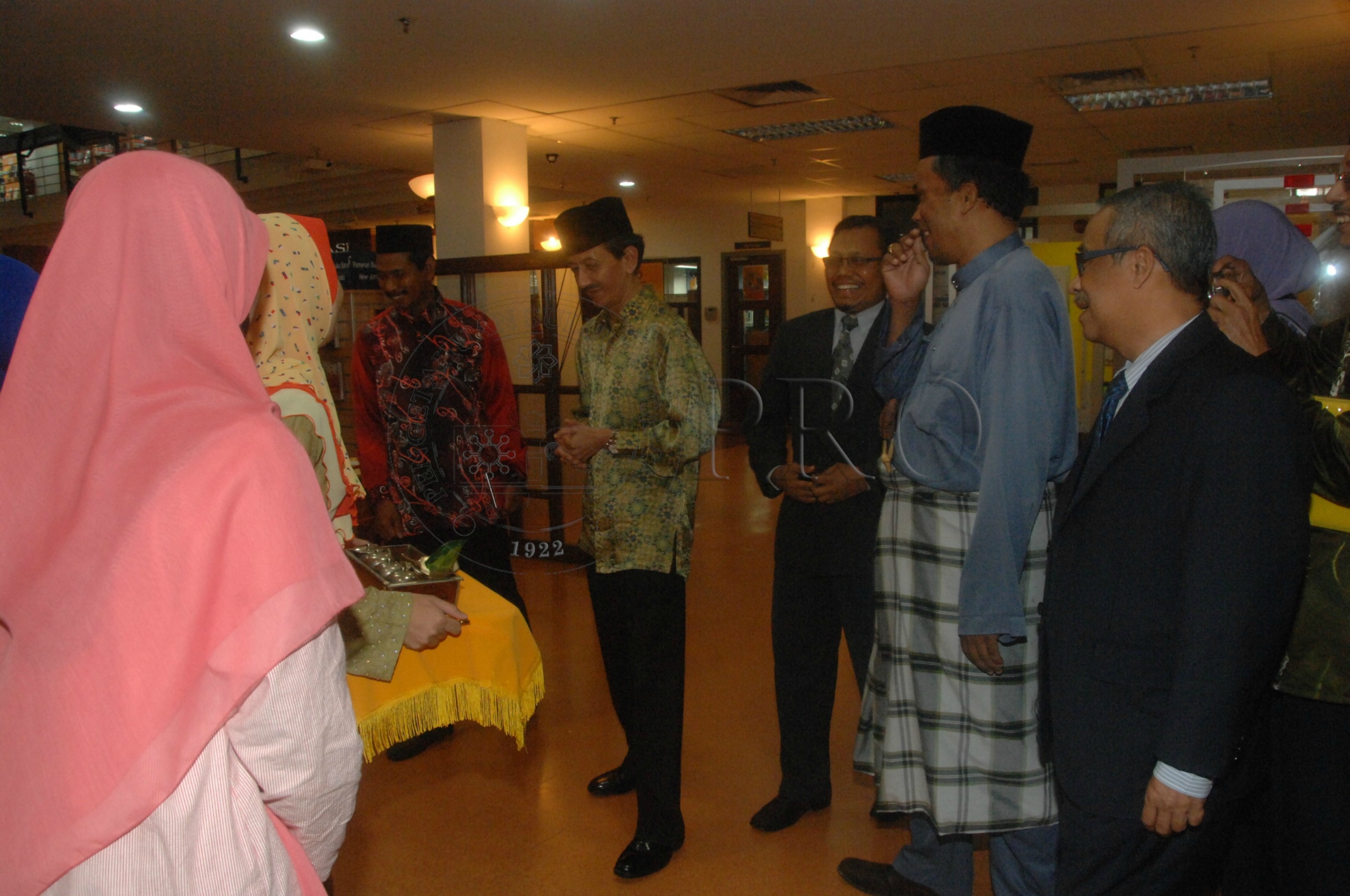 PRO 14 33 WACANA FBA 0063